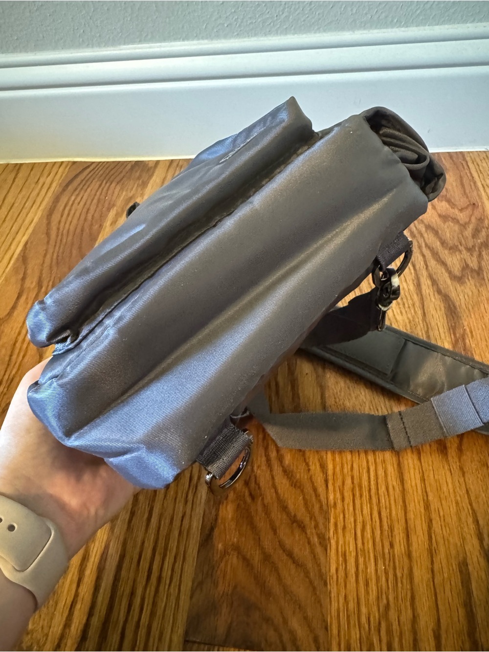 Lug Archer Sling Bag in Gunmetal Gray - Picture 3 of 6